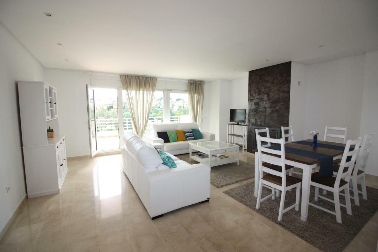Torrequebrada Golf & Sea View Apartment *